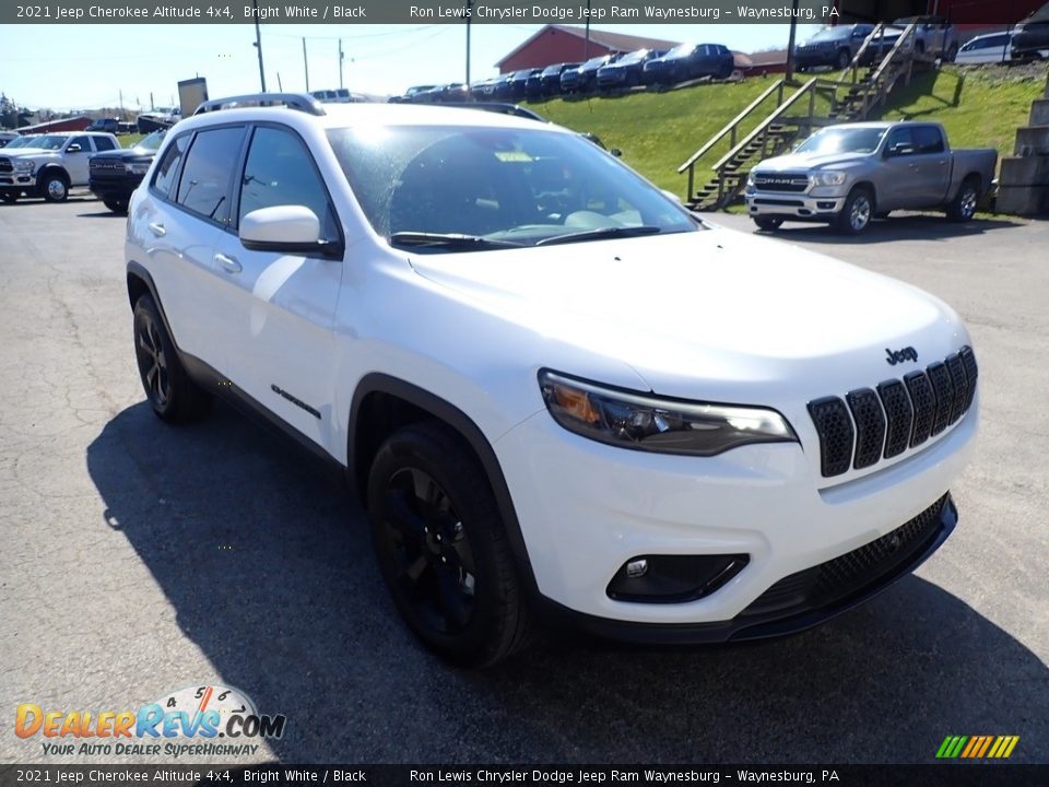 2021 Jeep Cherokee Altitude 4x4 Bright White / Black Photo #7