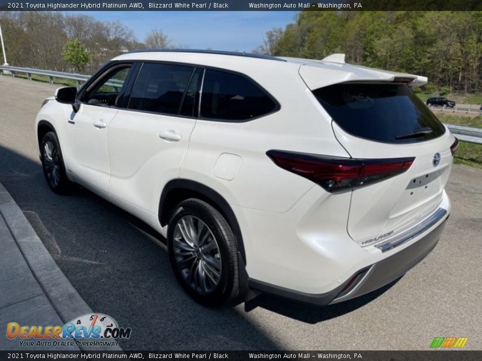 2021 Toyota Highlander Hybrid Platinum AWD Blizzard White Pearl / Black Photo #2