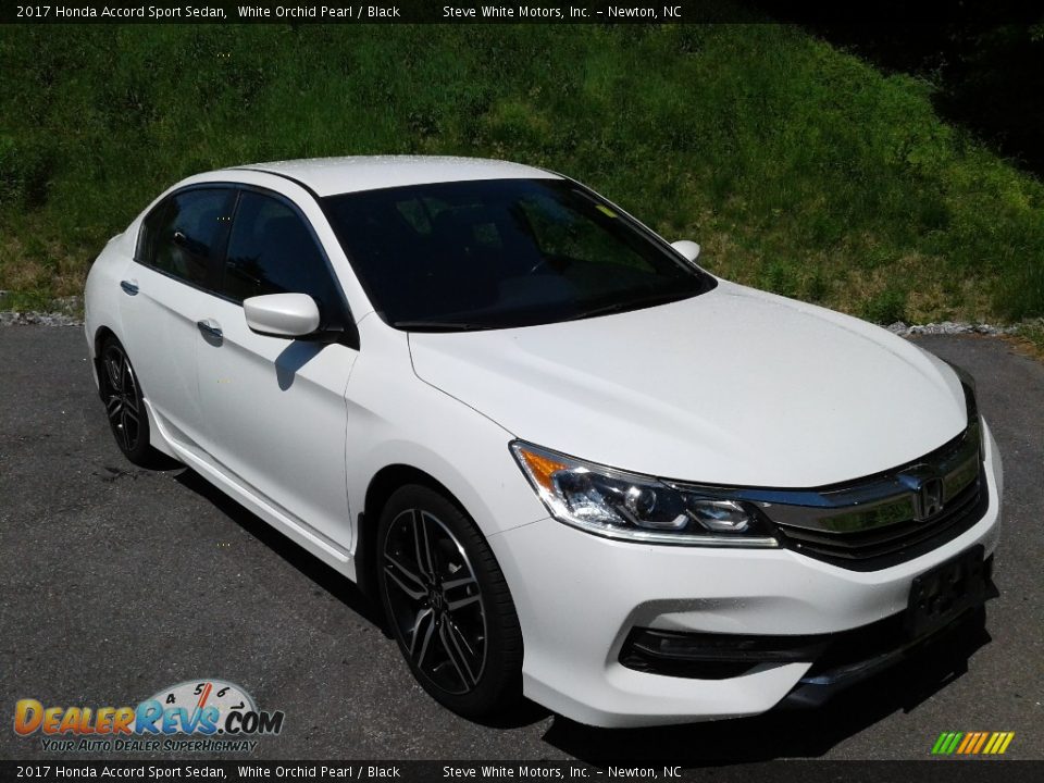 2017 Honda Accord Sport Sedan White Orchid Pearl / Black Photo #4