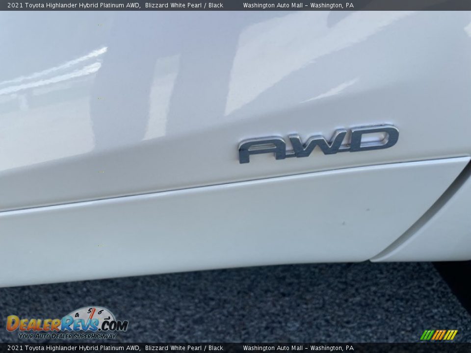 2021 Toyota Highlander Hybrid Platinum AWD Blizzard White Pearl / Black Photo #34