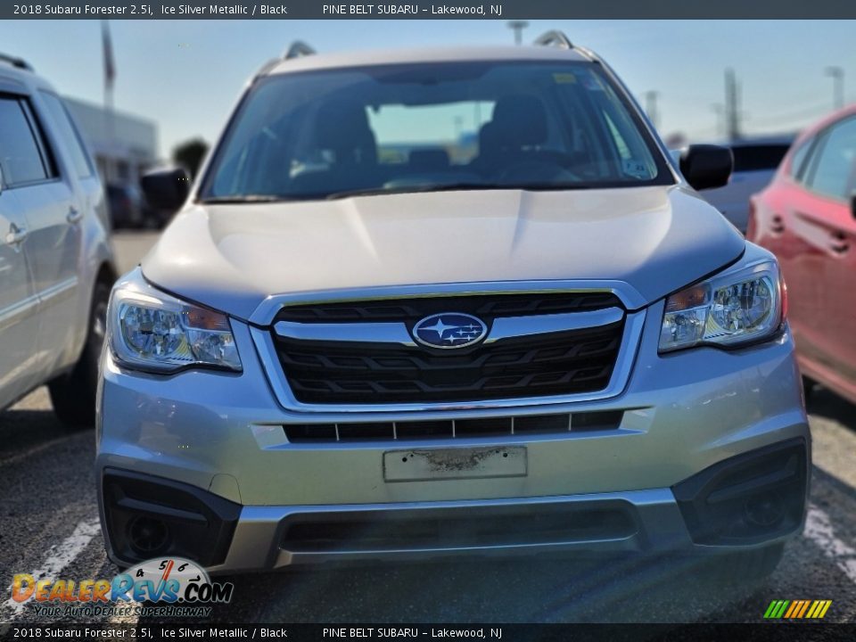 2018 Subaru Forester 2.5i Ice Silver Metallic / Black Photo #2