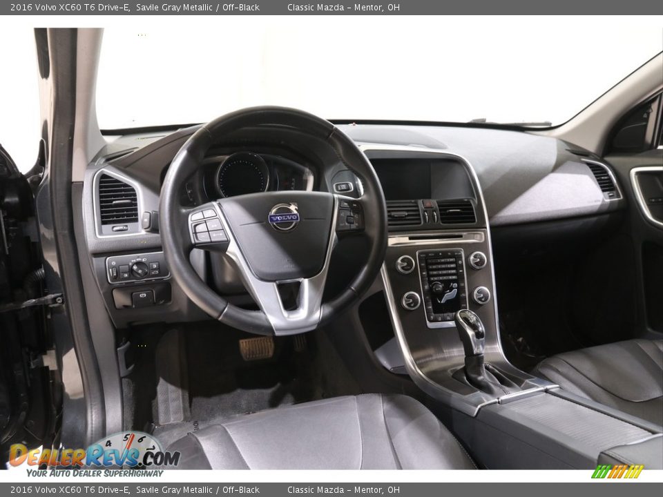 Dashboard of 2016 Volvo XC60 T6 Drive-E Photo #6