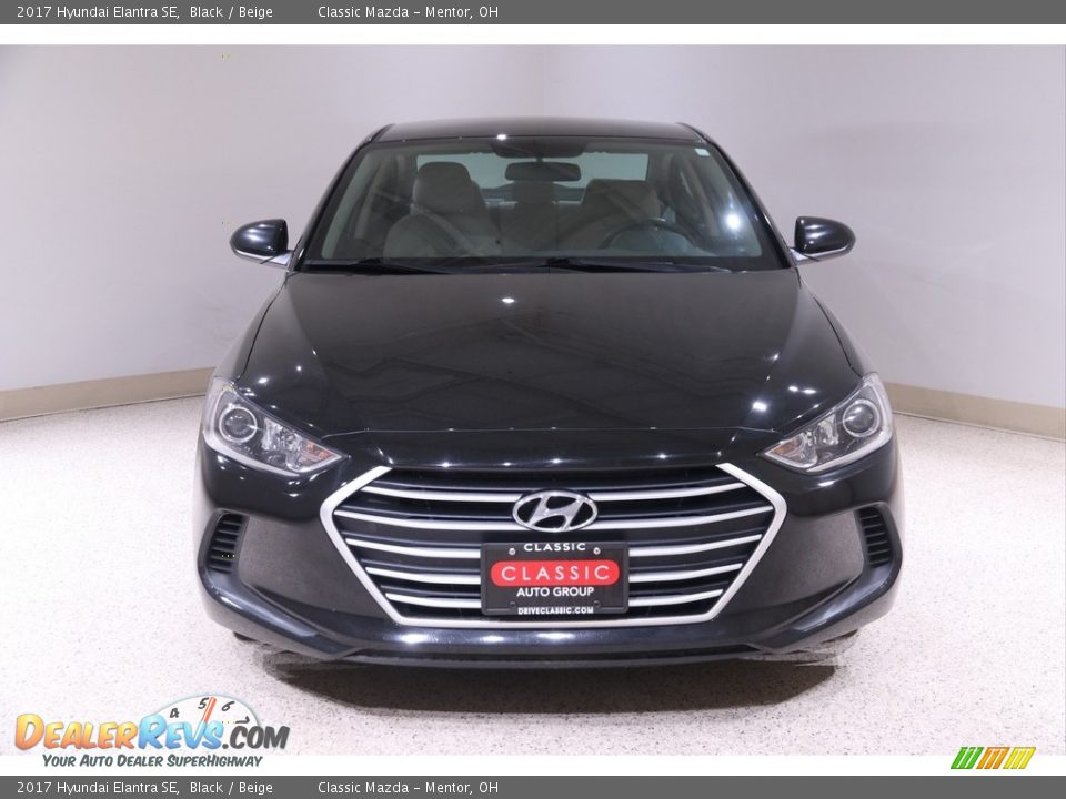 2017 Hyundai Elantra SE Black / Beige Photo #2
