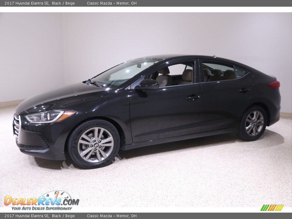 2017 Hyundai Elantra SE Black / Beige Photo #3