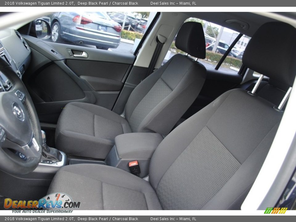 2018 Volkswagen Tiguan Limited 2.0T Deep Black Pearl / Charcoal Black Photo #13