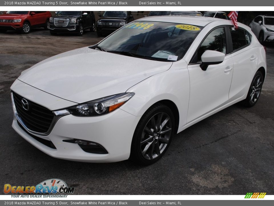 2018 Mazda MAZDA3 Touring 5 Door Snowflake White Pearl Mica / Black Photo #4