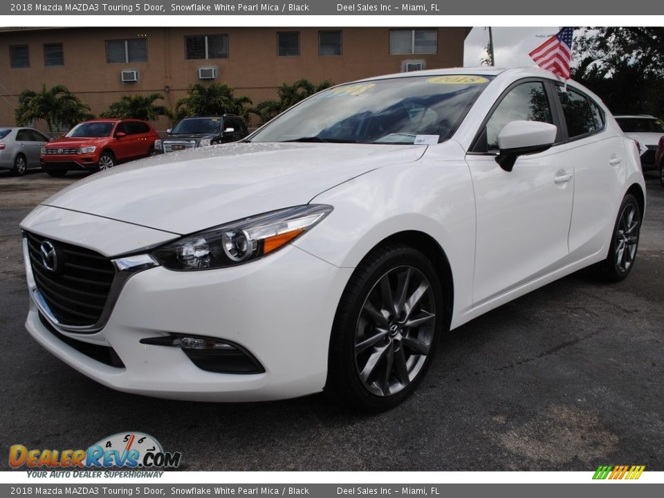 2018 Mazda MAZDA3 Touring 5 Door Snowflake White Pearl Mica / Black Photo #5