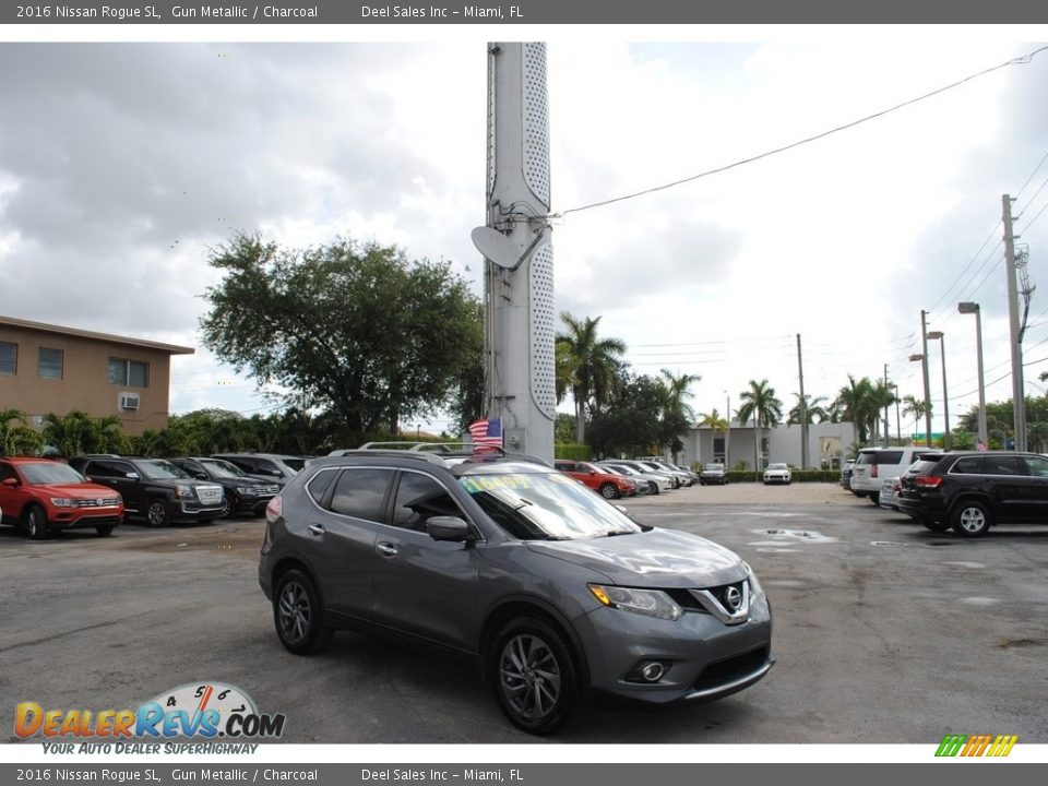 2016 Nissan Rogue SL Gun Metallic / Charcoal Photo #1