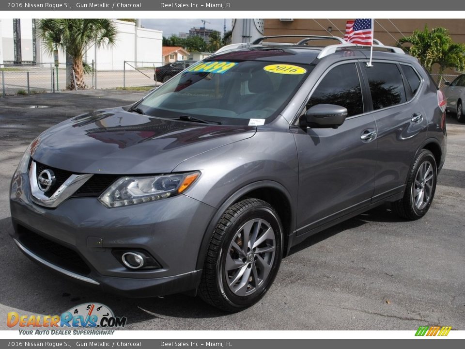 2016 Nissan Rogue SL Gun Metallic / Charcoal Photo #4