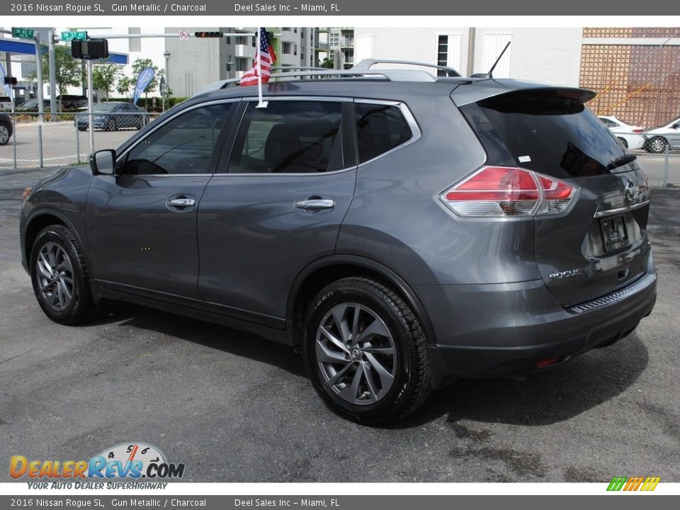 2016 Nissan Rogue SL Gun Metallic / Charcoal Photo #6