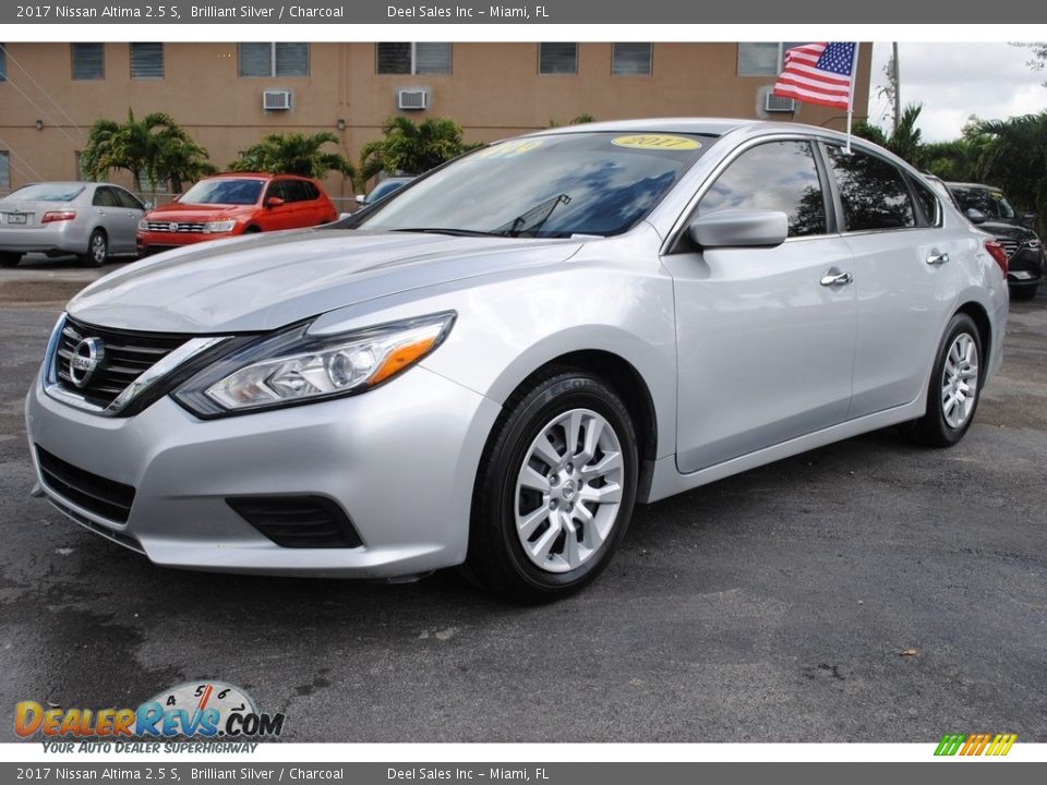 2017 Nissan Altima 2.5 S Brilliant Silver / Charcoal Photo #5