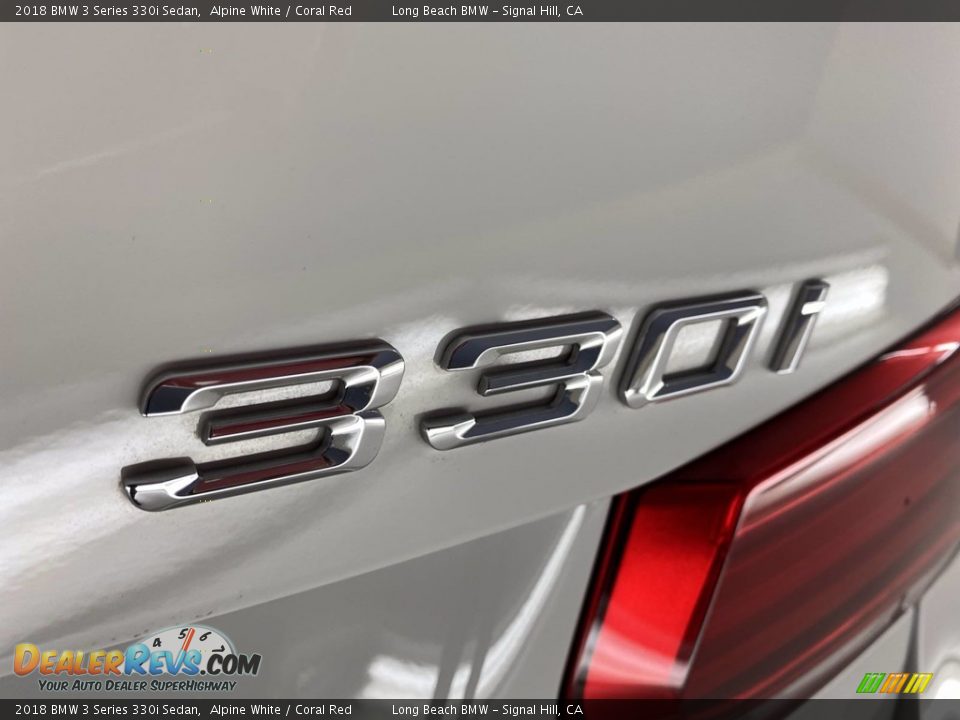 2018 BMW 3 Series 330i Sedan Alpine White / Coral Red Photo #11