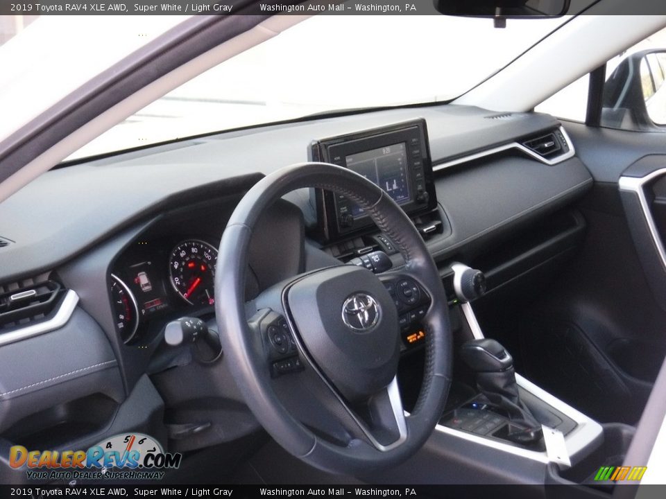 2019 Toyota RAV4 XLE AWD Super White / Light Gray Photo #19