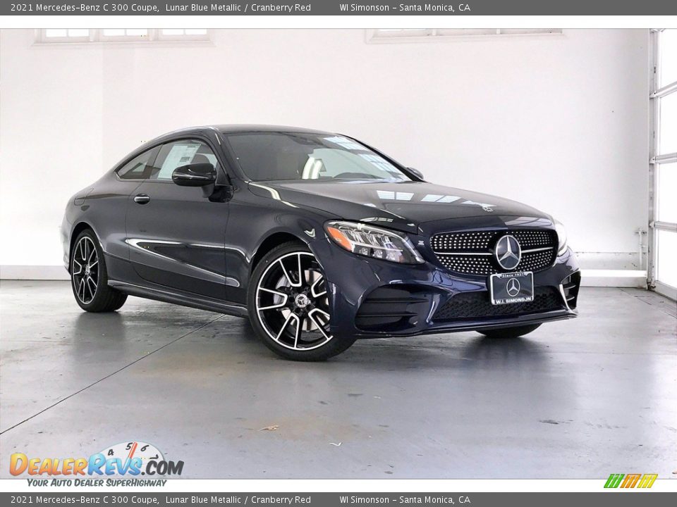 Front 3/4 View of 2021 Mercedes-Benz C 300 Coupe Photo #12