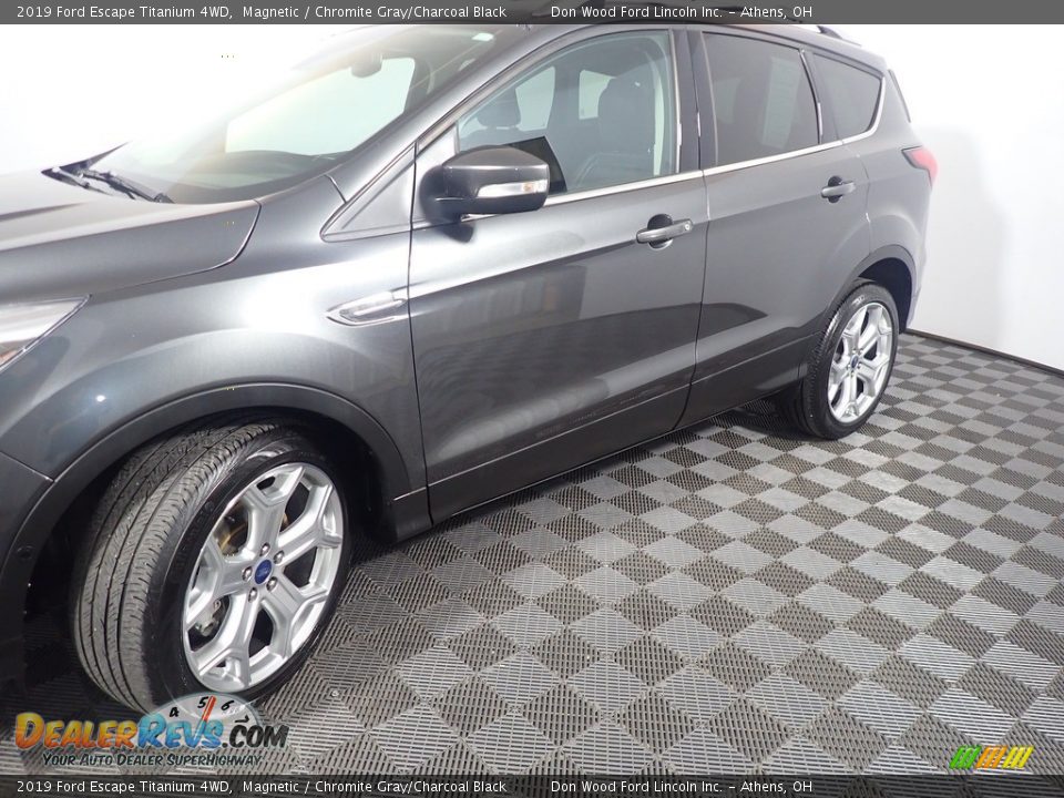 2019 Ford Escape Titanium 4WD Magnetic / Chromite Gray/Charcoal Black Photo #11