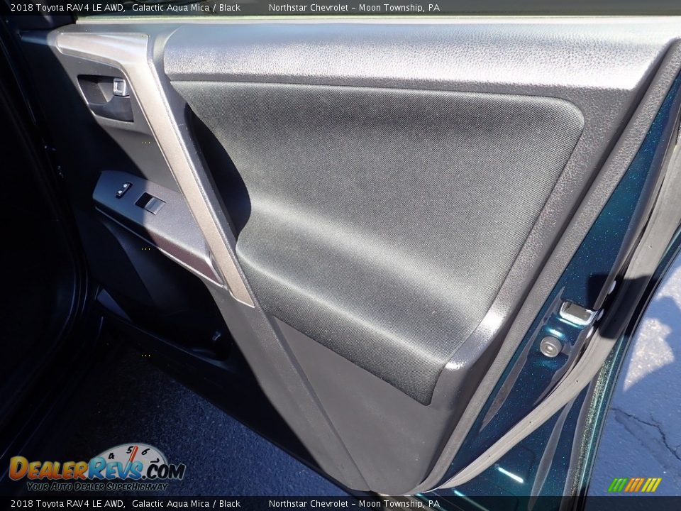 2018 Toyota RAV4 LE AWD Galactic Aqua Mica / Black Photo #17