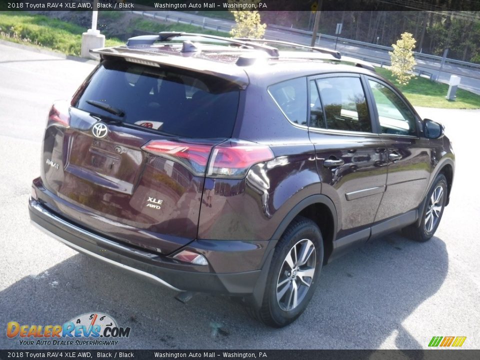 2018 Toyota RAV4 XLE AWD Black / Black Photo #16