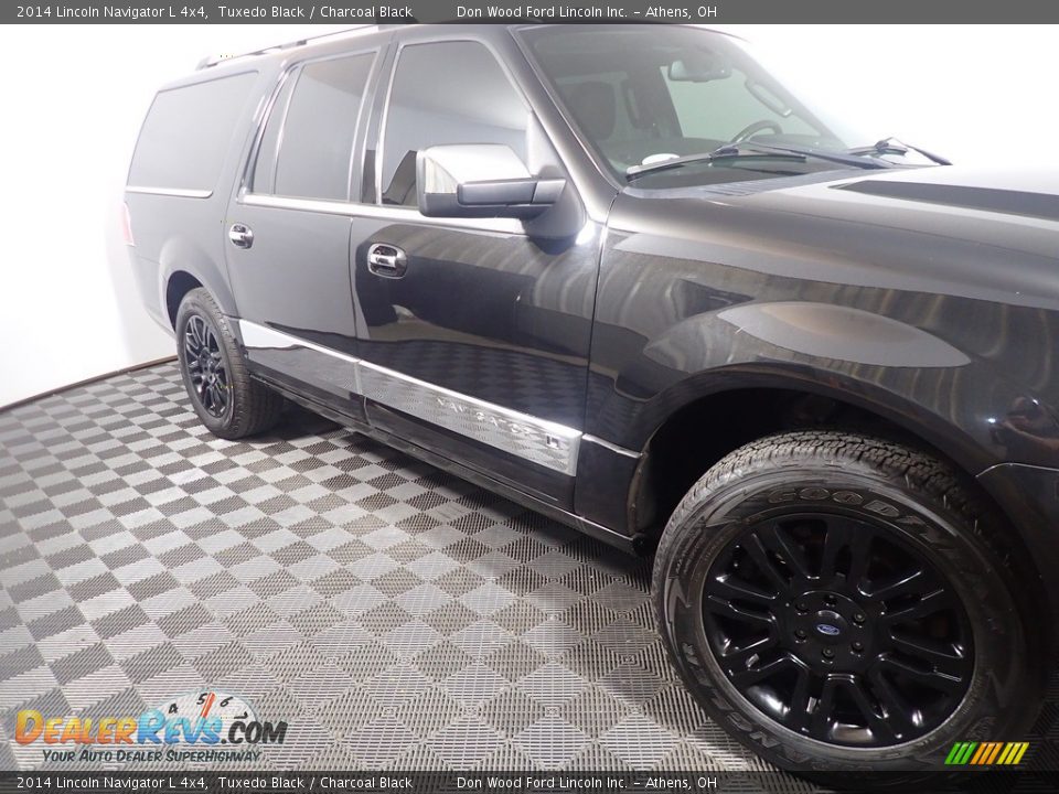 2014 Lincoln Navigator L 4x4 Tuxedo Black / Charcoal Black Photo #6