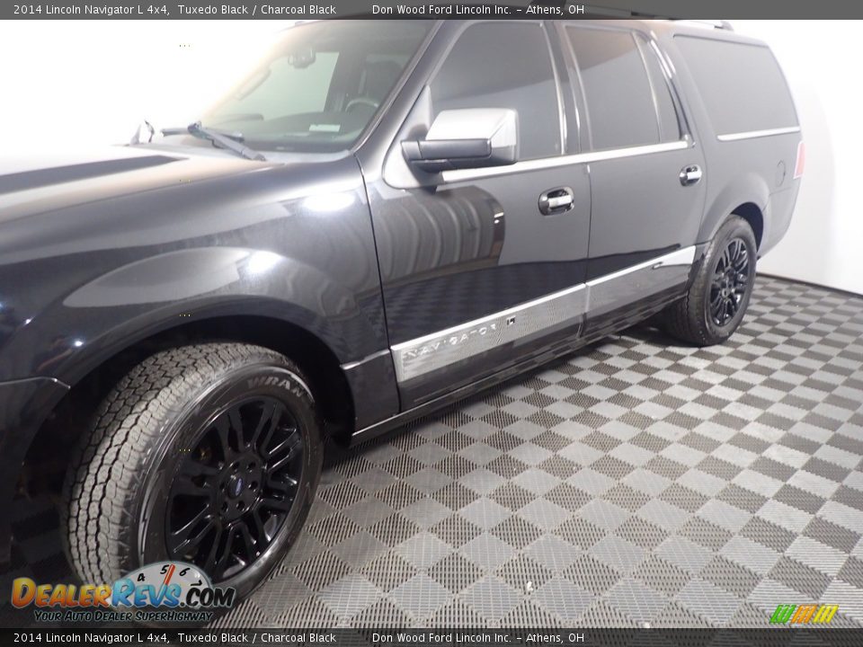 2014 Lincoln Navigator L 4x4 Tuxedo Black / Charcoal Black Photo #11
