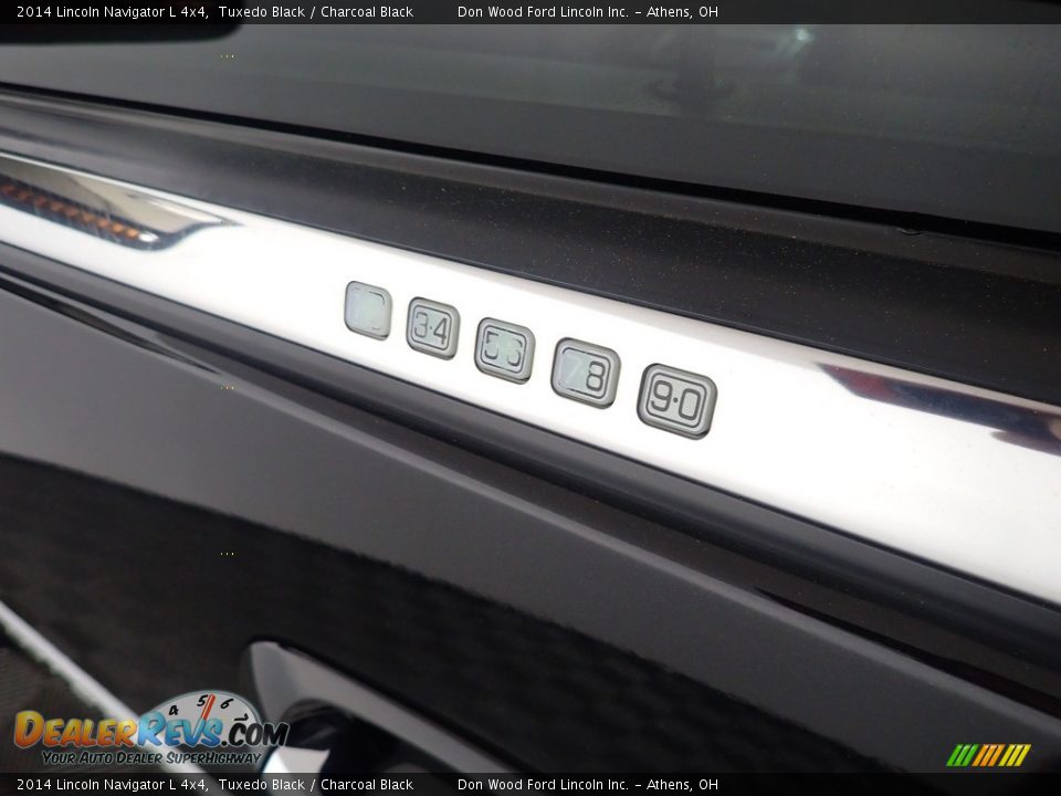 2014 Lincoln Navigator L 4x4 Tuxedo Black / Charcoal Black Photo #24