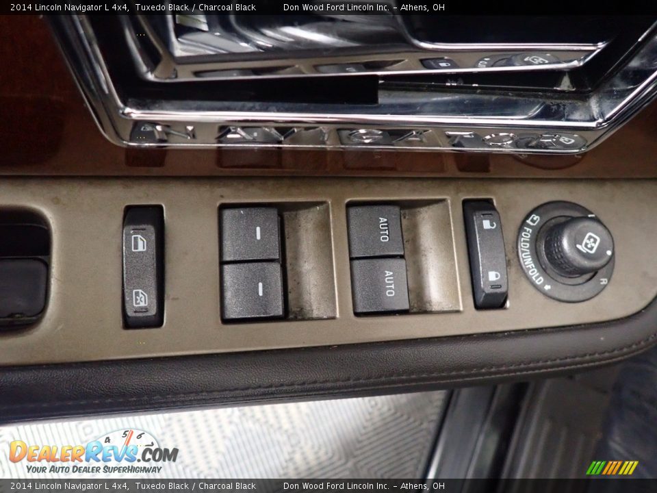 2014 Lincoln Navigator L 4x4 Tuxedo Black / Charcoal Black Photo #26