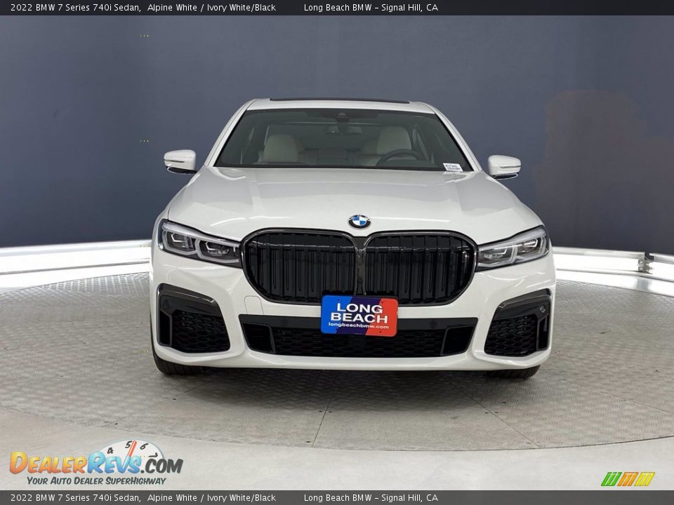 2022 BMW 7 Series 740i Sedan Alpine White / Ivory White/Black Photo #2