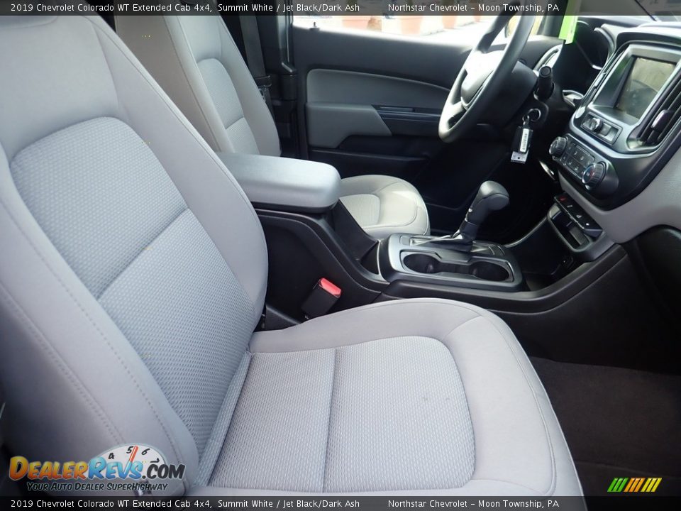 Front Seat of 2019 Chevrolet Colorado WT Extended Cab 4x4 Photo #14