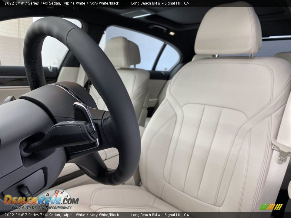 Front Seat of 2022 BMW 7 Series 740i Sedan Photo #13