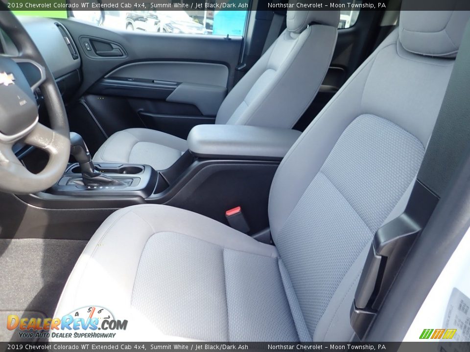 Front Seat of 2019 Chevrolet Colorado WT Extended Cab 4x4 Photo #19