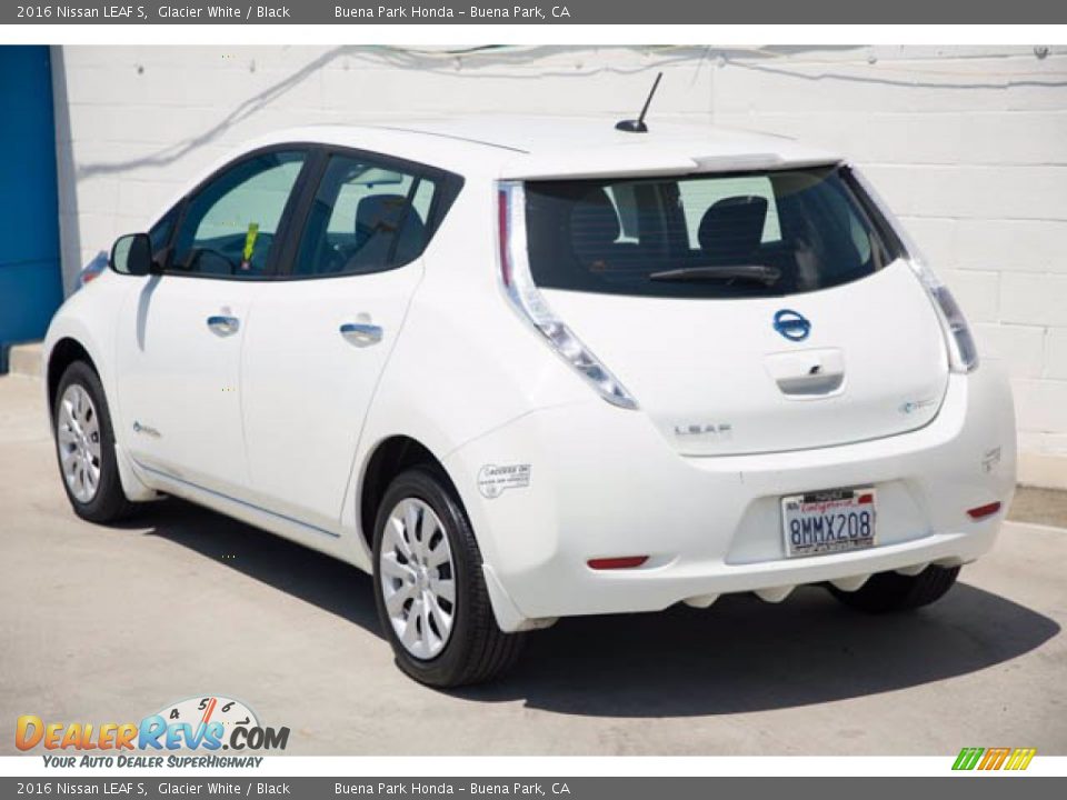 2016 Nissan LEAF S Glacier White / Black Photo #2