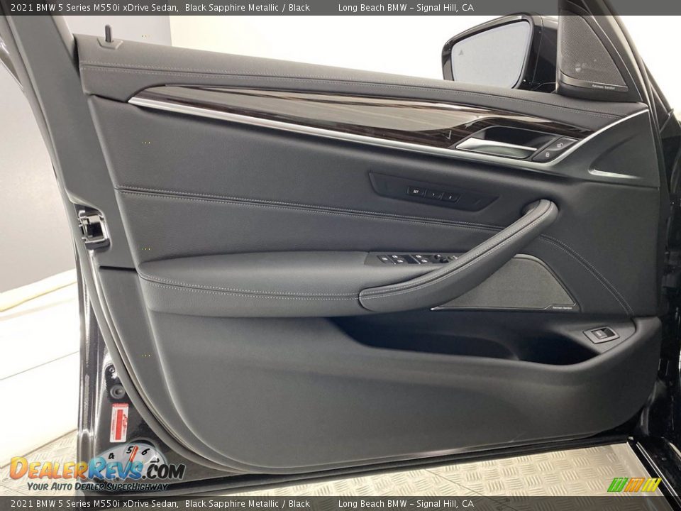 Door Panel of 2021 BMW 5 Series M550i xDrive Sedan Photo #10