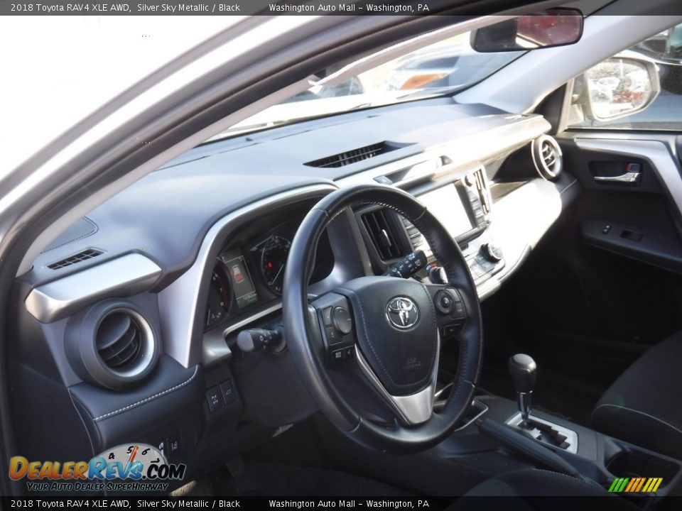 2018 Toyota RAV4 XLE AWD Silver Sky Metallic / Black Photo #17