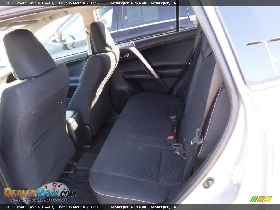 2018 Toyota RAV4 XLE AWD Silver Sky Metallic / Black Photo #25