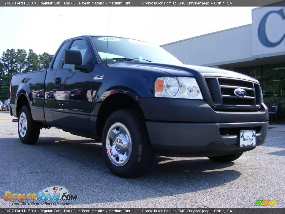 2007 Ford F150 XL Regular Cab Dark Blue Pearl Metallic / Medium Flint Photo #2