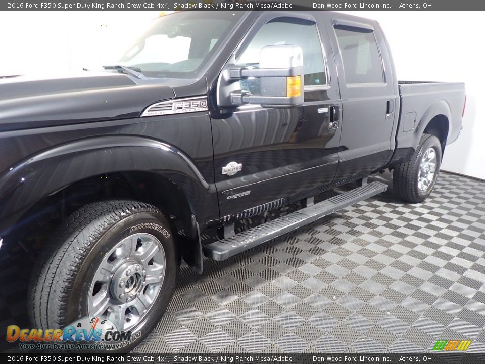 2016 Ford F350 Super Duty King Ranch Crew Cab 4x4 Shadow Black / King Ranch Mesa/Adobe Photo #12