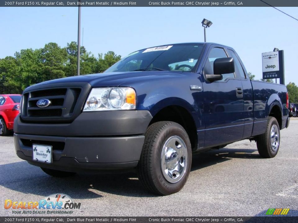 2007 Ford F150 XL Regular Cab Dark Blue Pearl Metallic / Medium Flint Photo #4