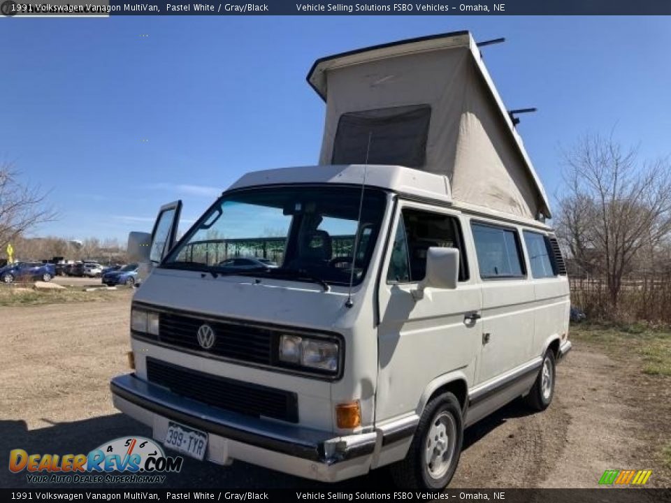 Front 3/4 View of 1991 Volkswagen Vanagon MultiVan Photo #5