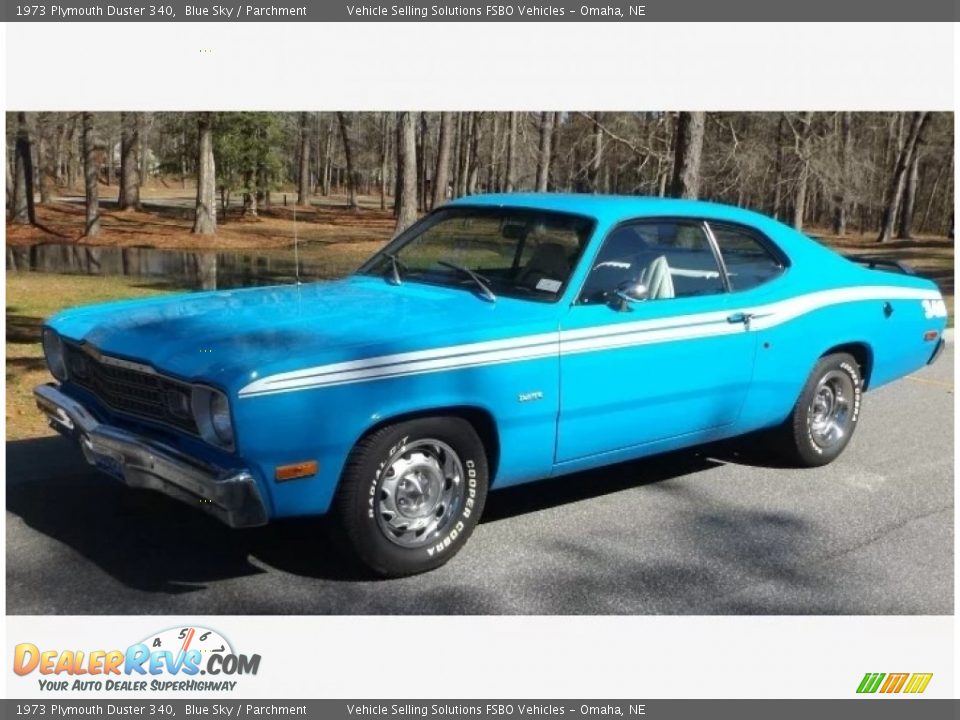 Front 3/4 View of 1973 Plymouth Duster 340 Photo #6