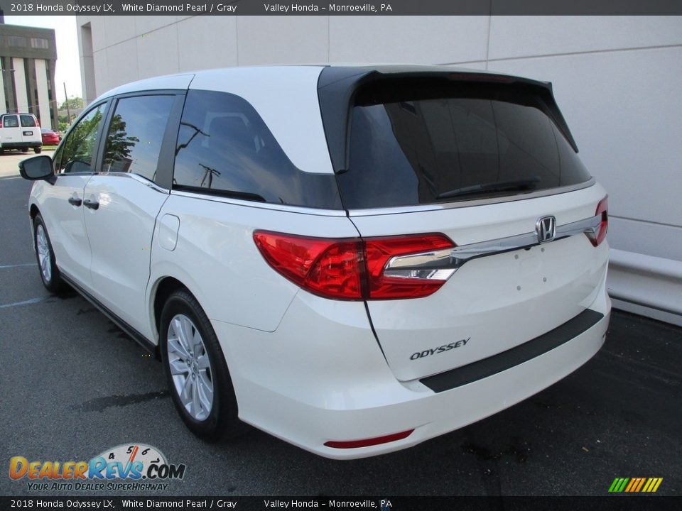 2018 Honda Odyssey LX White Diamond Pearl / Gray Photo #3