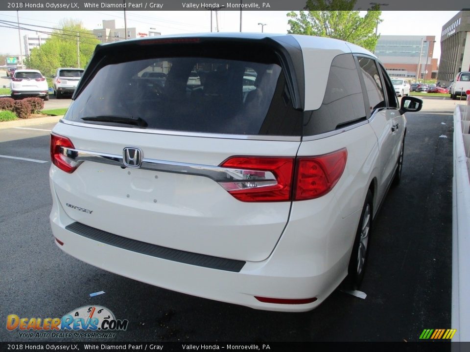 2018 Honda Odyssey LX White Diamond Pearl / Gray Photo #5