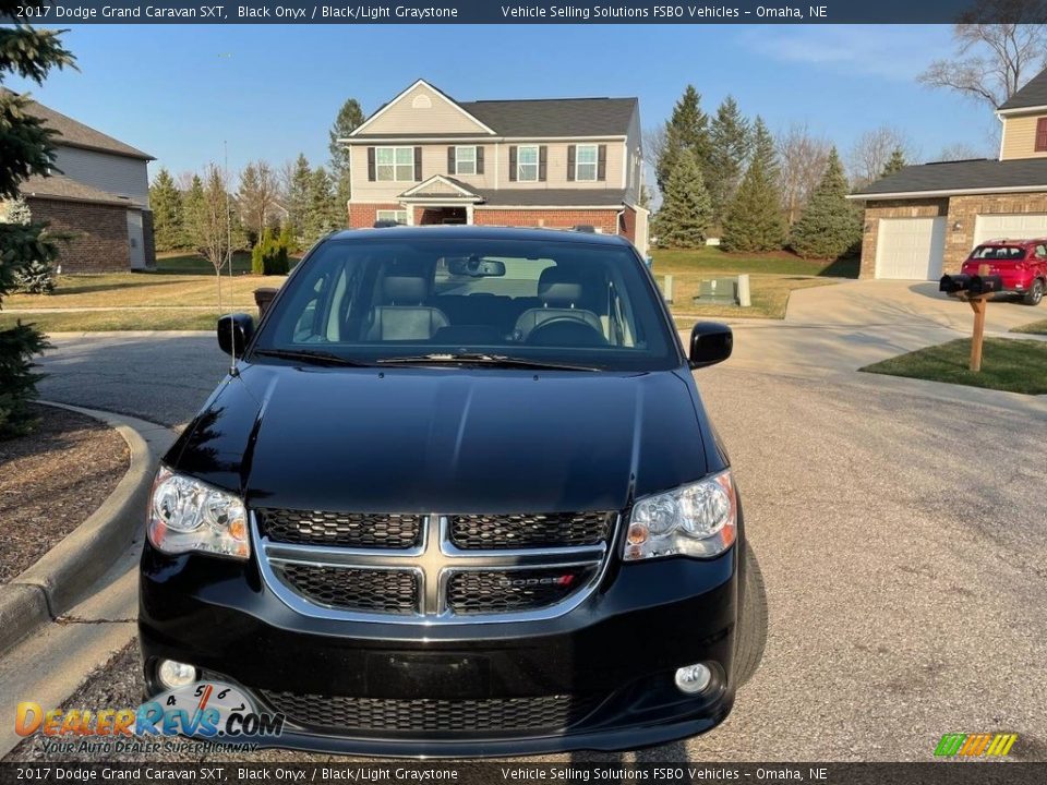 2017 Dodge Grand Caravan SXT Black Onyx / Black/Light Graystone Photo #8