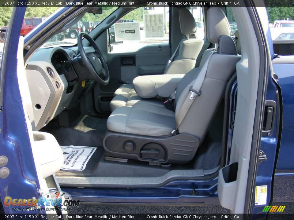 2007 Ford F150 XL Regular Cab Dark Blue Pearl Metallic / Medium Flint Photo #13
