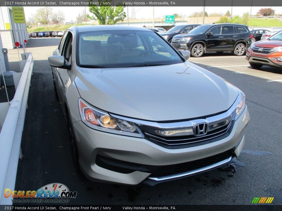 2017 Honda Accord LX Sedan Champagne Frost Pearl / Ivory Photo #7