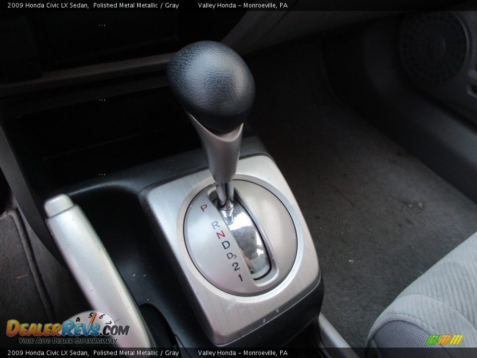 2009 Honda Civic LX Sedan Polished Metal Metallic / Gray Photo #15