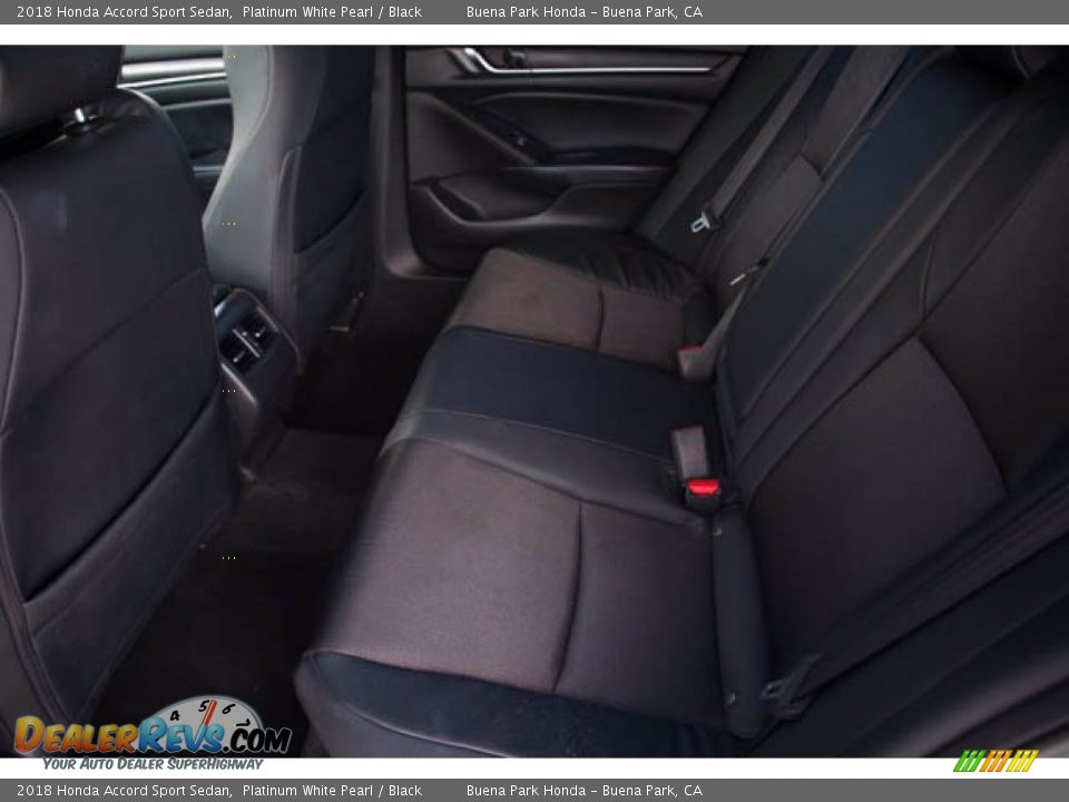 2018 Honda Accord Sport Sedan Platinum White Pearl / Black Photo #4