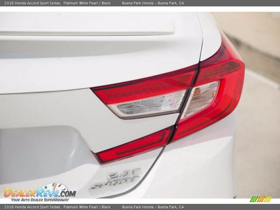 2018 Honda Accord Sport Sedan Platinum White Pearl / Black Photo #11