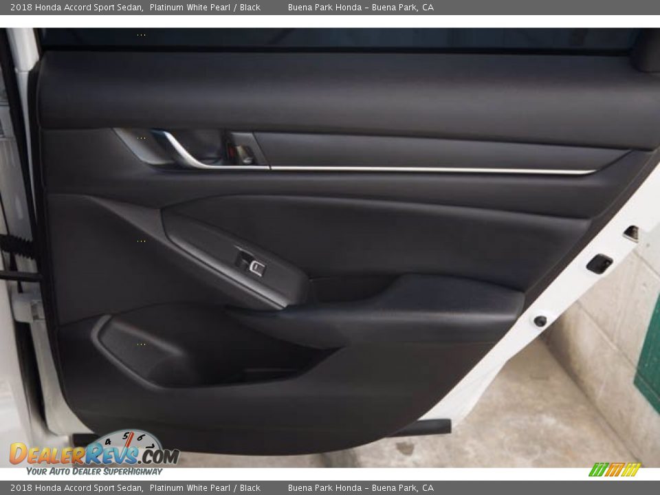 2018 Honda Accord Sport Sedan Platinum White Pearl / Black Photo #32