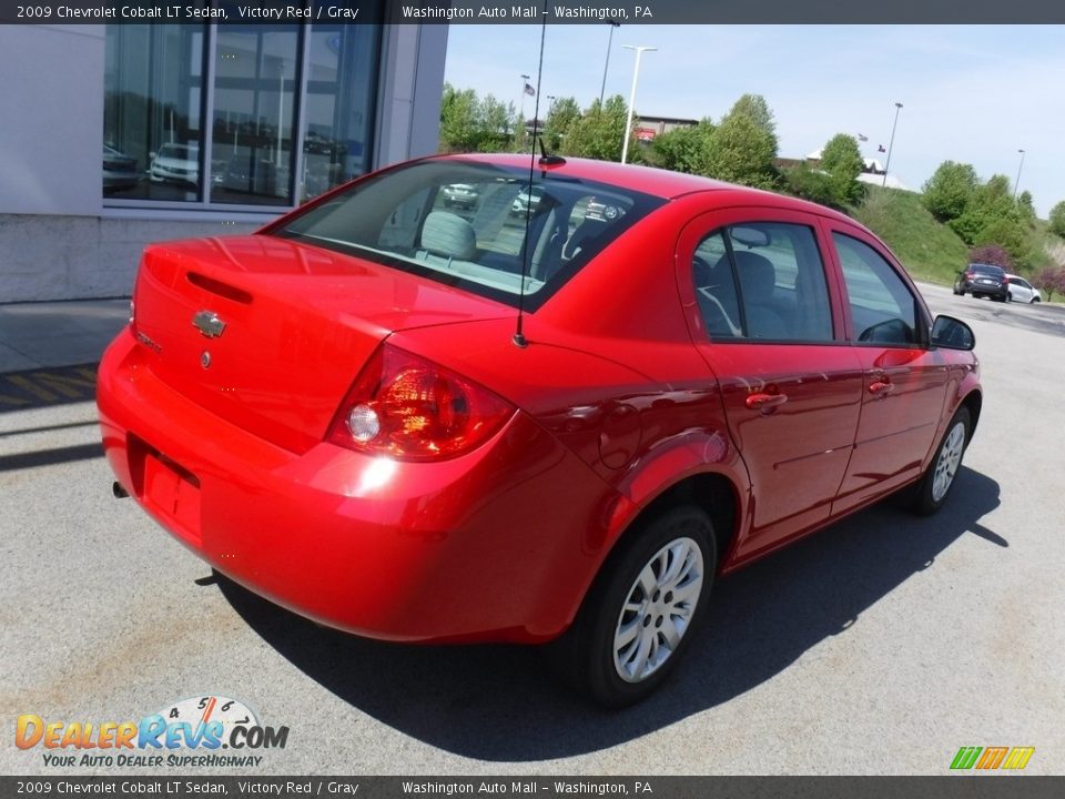 2009 Chevrolet Cobalt LT Sedan Victory Red / Gray Photo #10