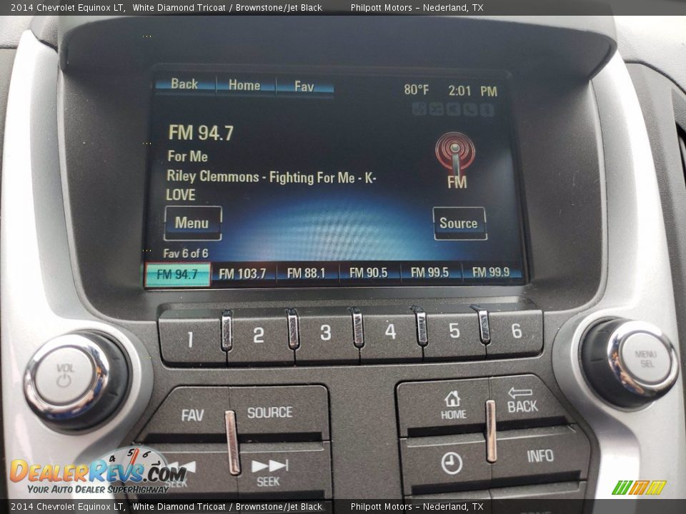 Controls of 2014 Chevrolet Equinox LT Photo #17