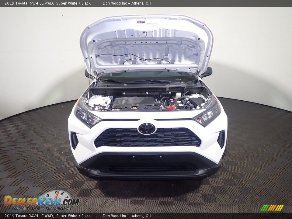 2019 Toyota RAV4 LE AWD Super White / Black Photo #7